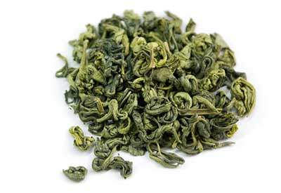 foglie di tè verde